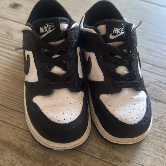 Toddler Nike Dunks - Picture 6 of 6